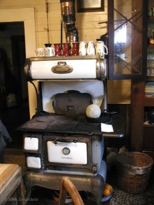 Wood-fired stove from 1907